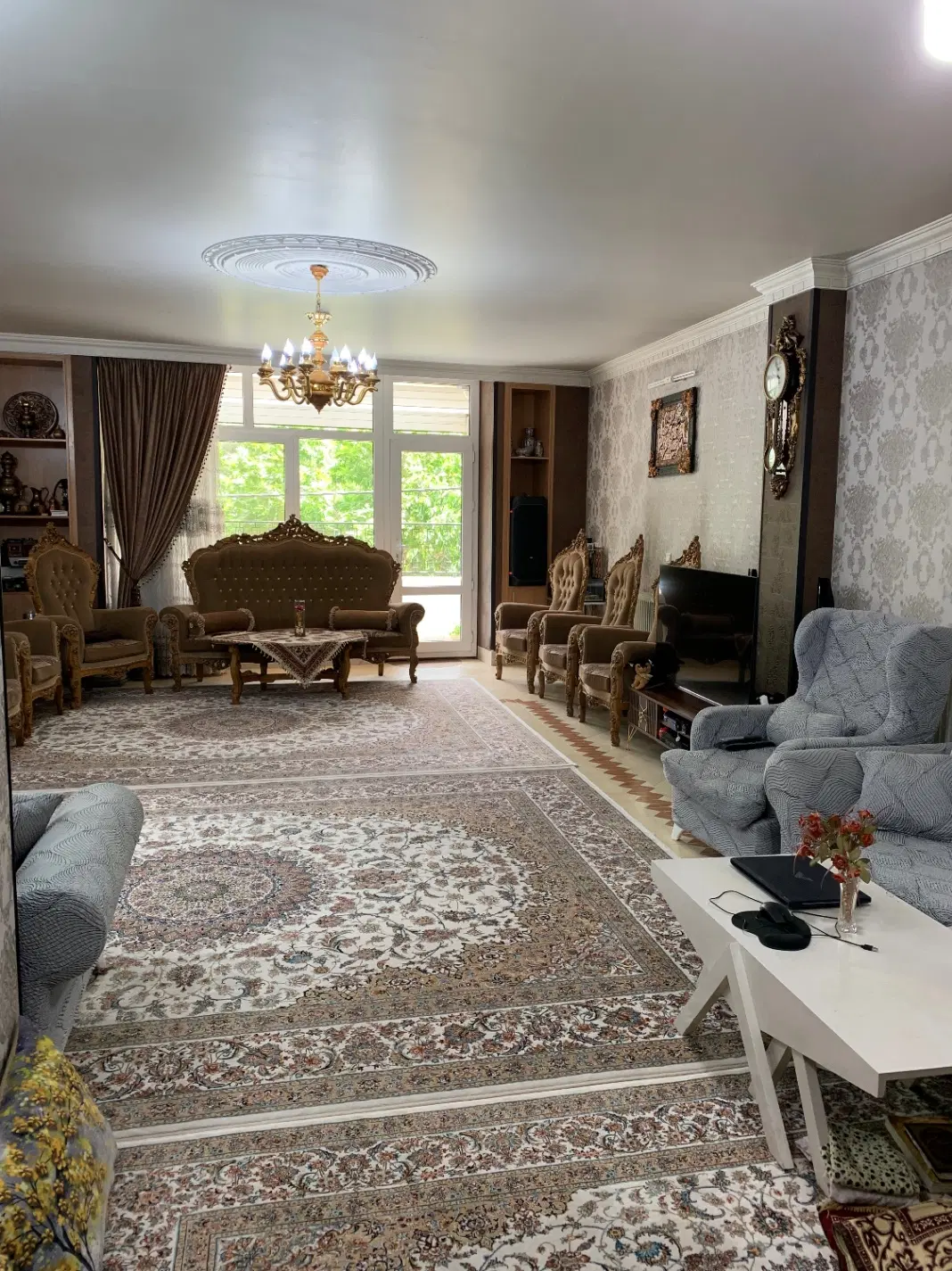 آپارتمان دو خواب ۱۳۷ متری