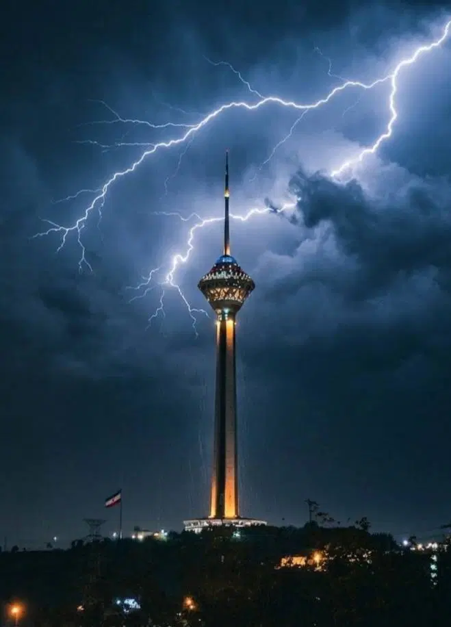ملک کلنگی چهار راه استانبول