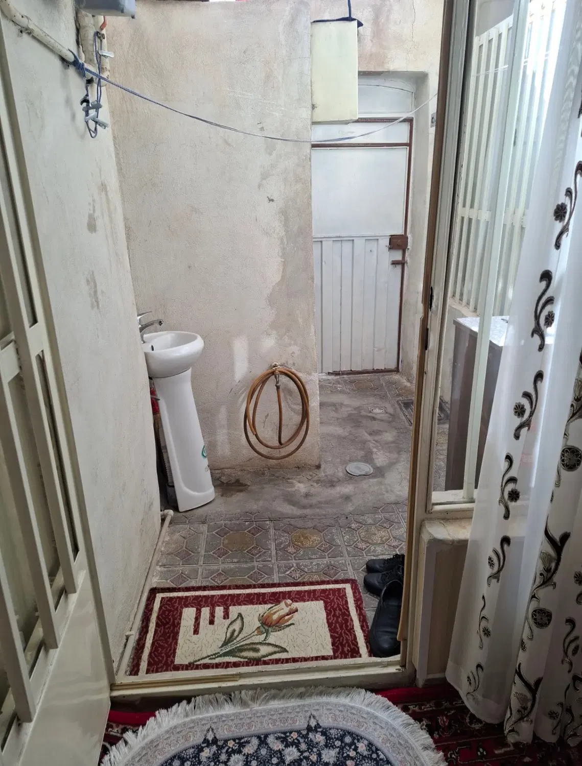 رهن خانه دربست در وحدت