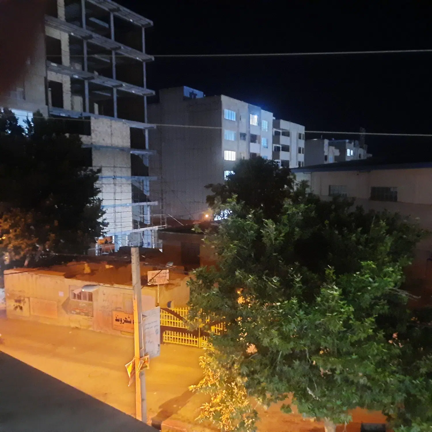 زمین مسکونی تجاری