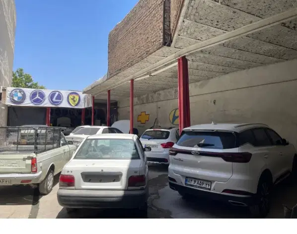 مغازه در گاراژ