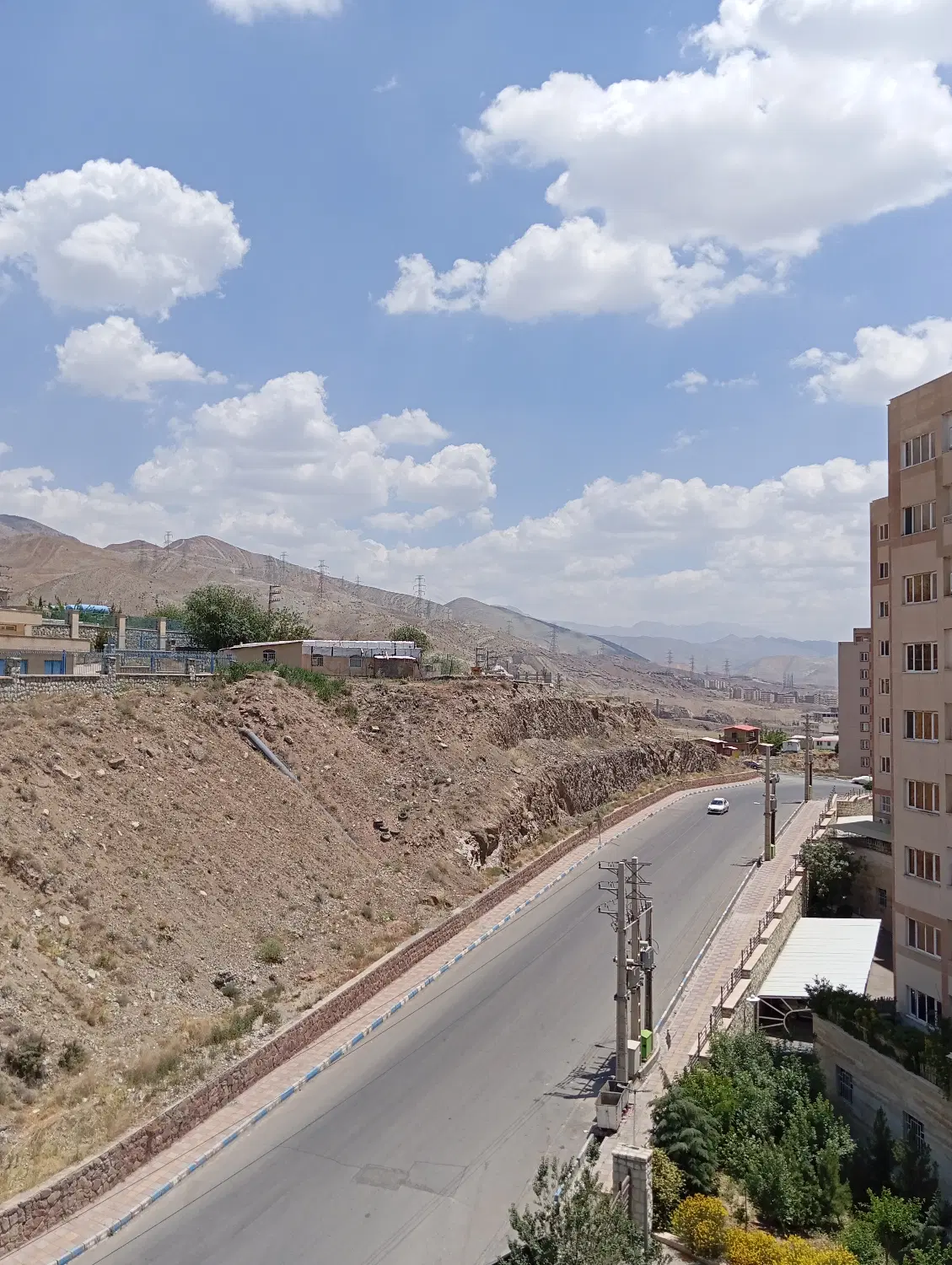 ۸۸ متری فاز ۲ مجتمع گلستان (هوافضا)