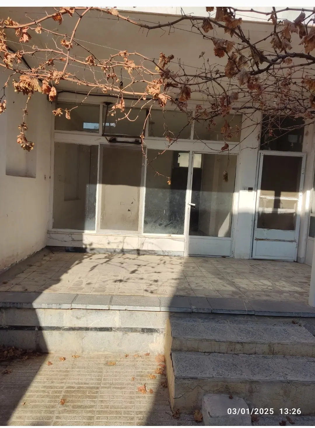 ویلایی 220متری نزدیک خیابان
