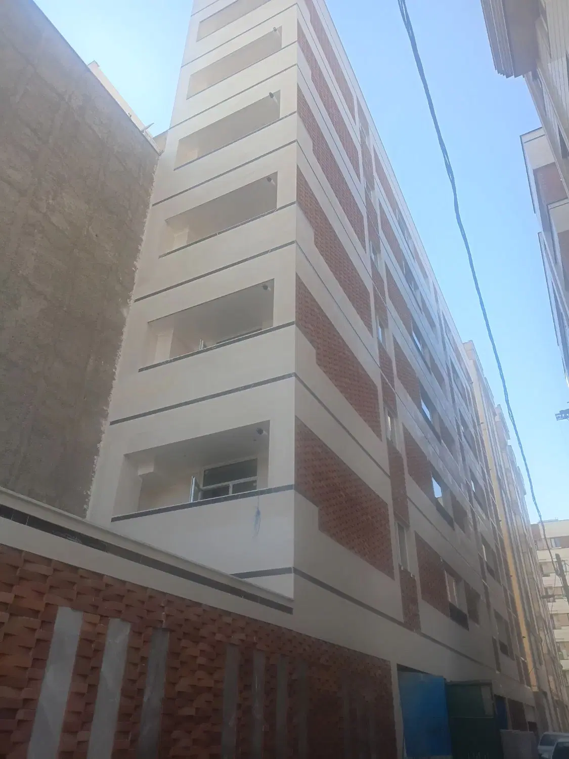 آپارتمان ۸۴ متر مربع دو خوابه کلید نخورده