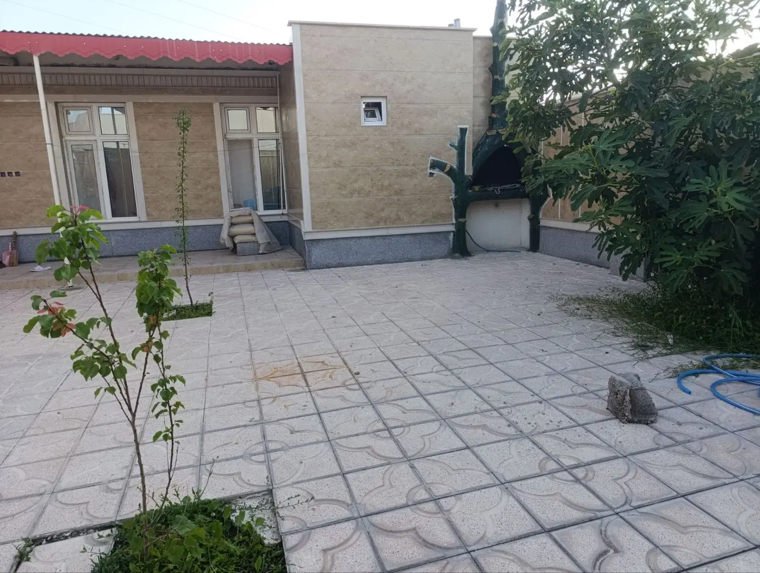 منزل مسکونی
