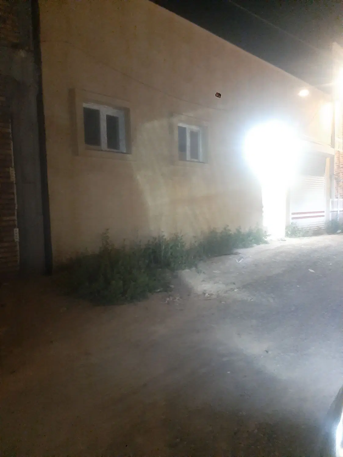 خانه واقع در گلک اباد