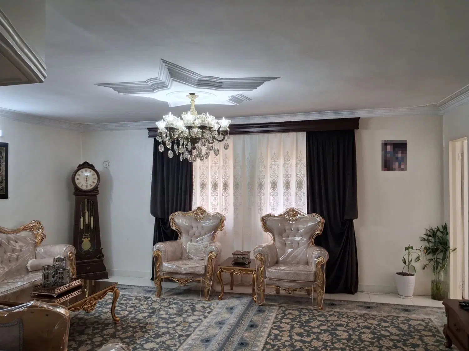 واحد ۶۸متری پیکانشهر