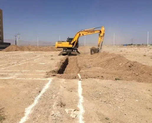 زمین های زیرمیدان چهارمحال