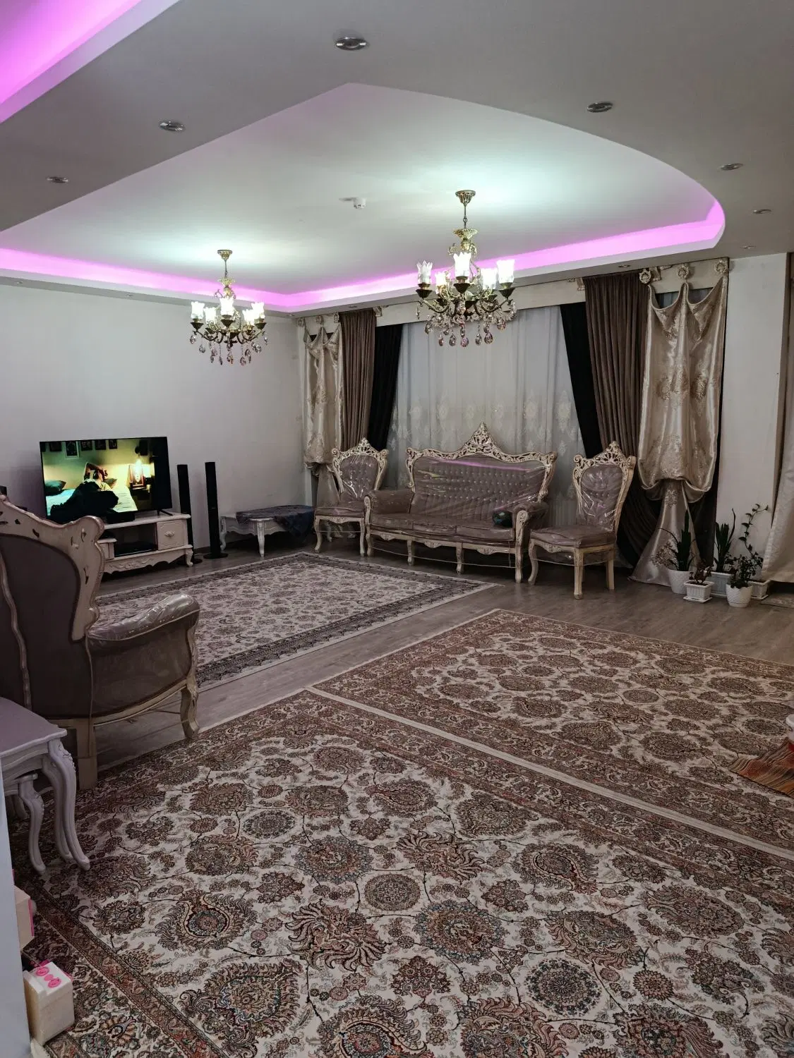 آپارتمان 96متری فول امکانات
