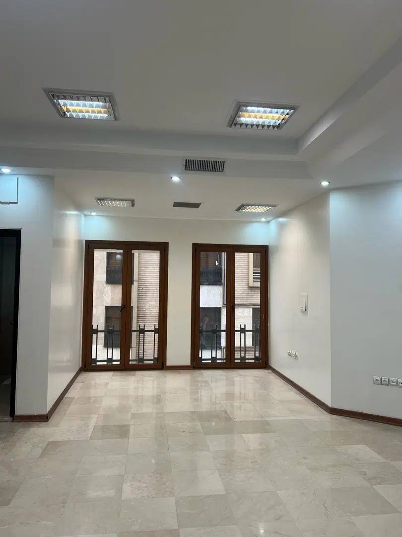 بالای کاج  ۱۴۰ متر ۳ خواب عالی روب آفتاب