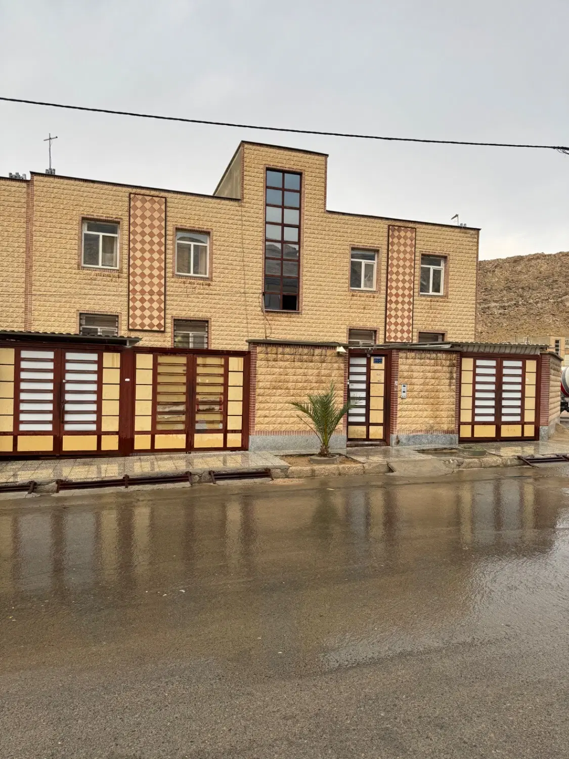 فروش آپارتمان دو خوابه همکف مسکن مهر