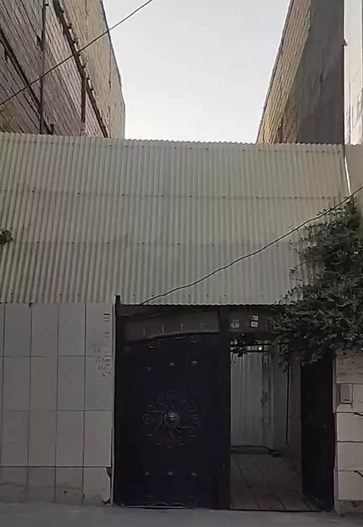 منزل ۱۰۰متری ویلایی حیاط دار حاشیه ده متری توس۱۰۹