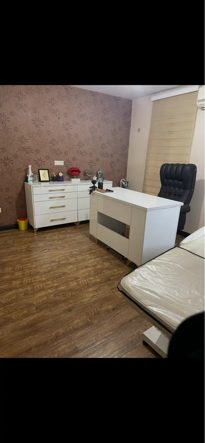 اجاره اتاق در مطب زیبایی سعادت اباد