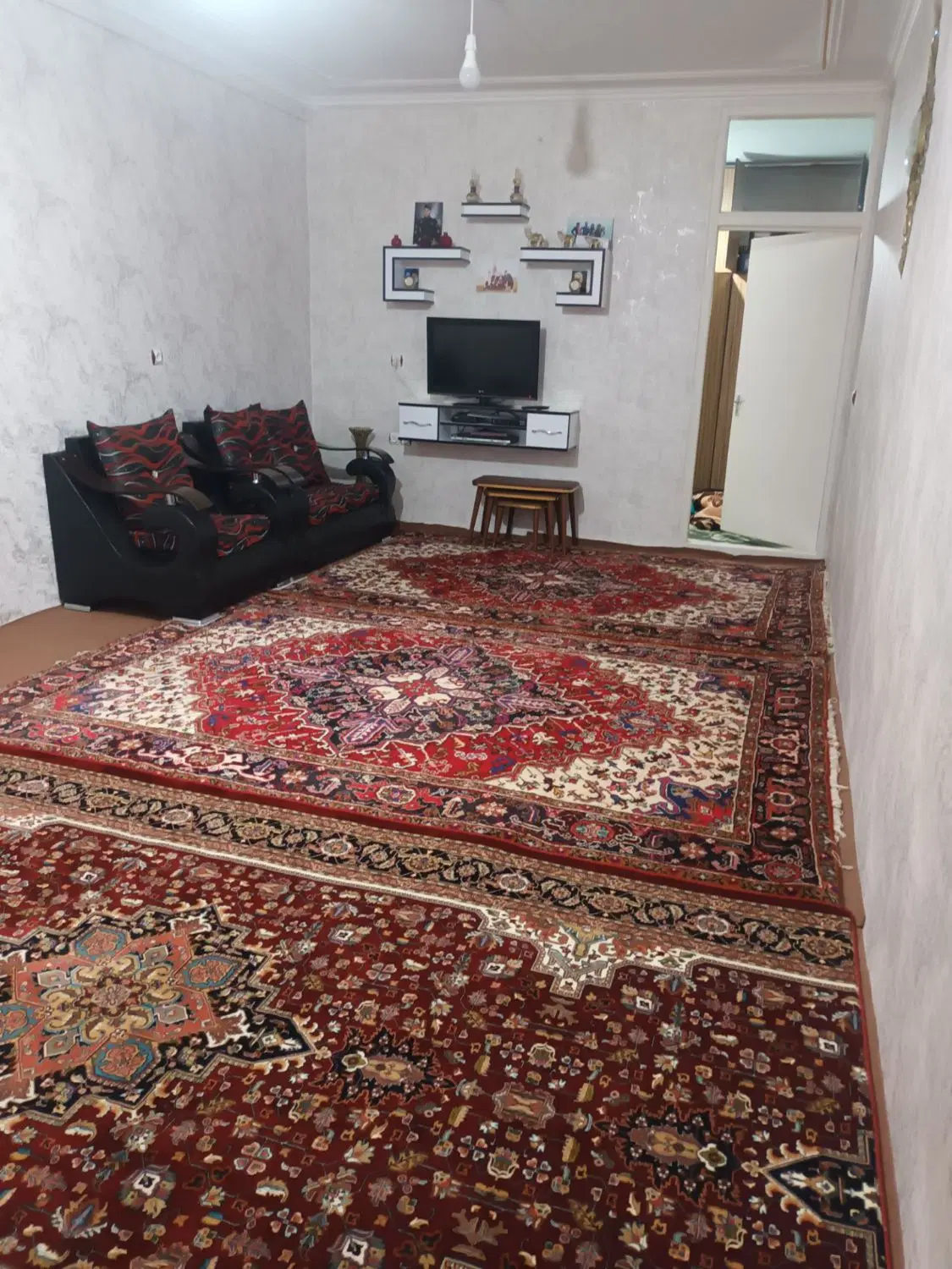 خانه حیاط دار ۶۵ متری
