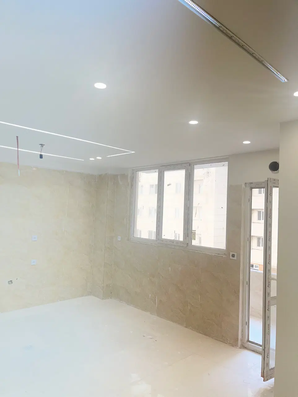 اپارتمان ۱۰۰متری نوساز پروژه حکیم اماده سکونت