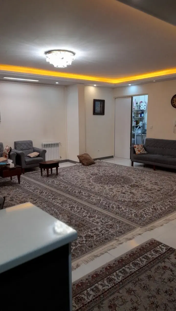 فروش آپارتمان ۹۰ متری