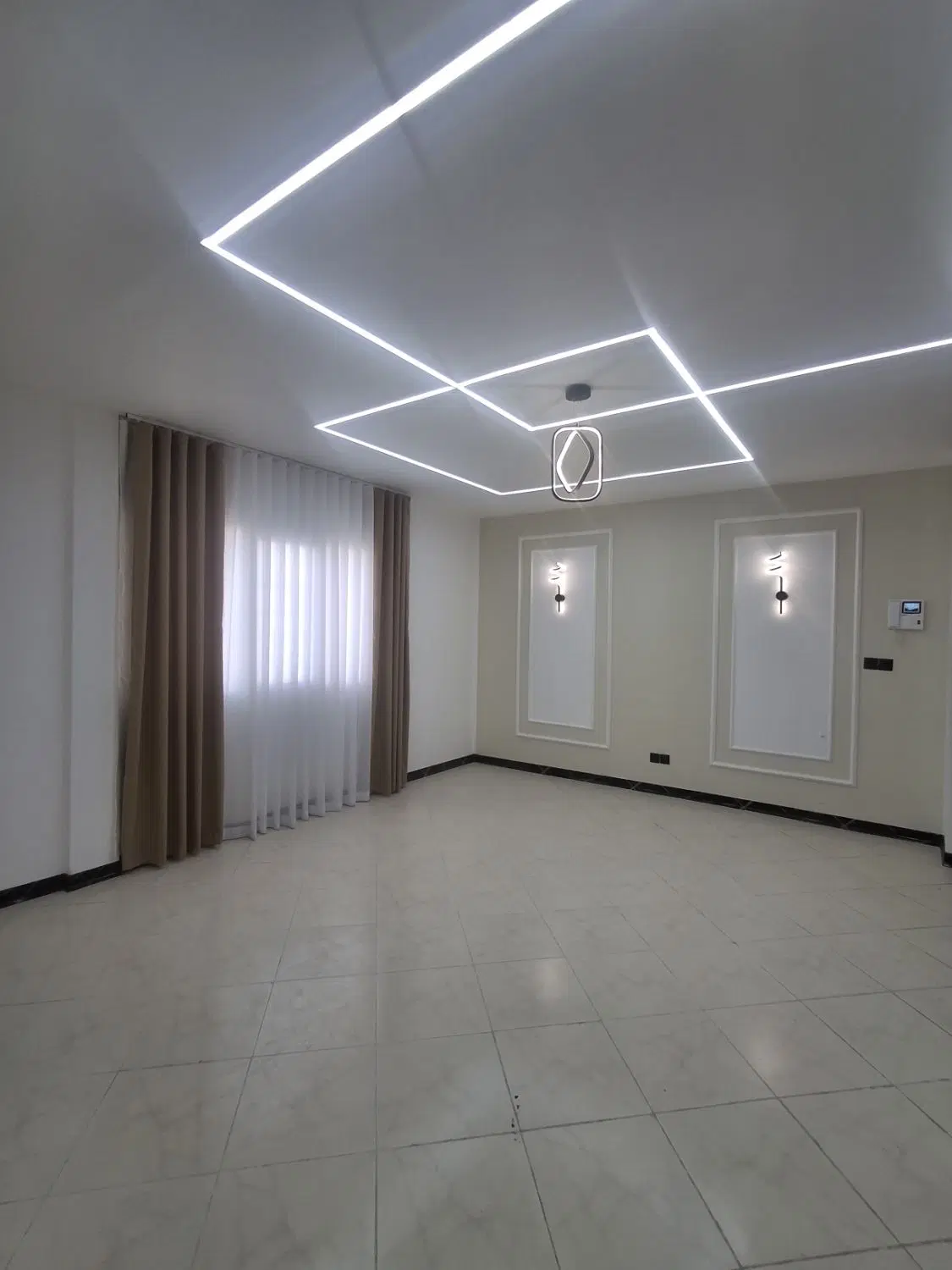 فروش آپارتمان ۸۵متری ابتدای بلوار امام جعفرصادق