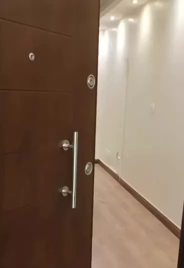۷۵ متر ۲ خواب با پارکینگ و انباری.  (قصرالدشت)