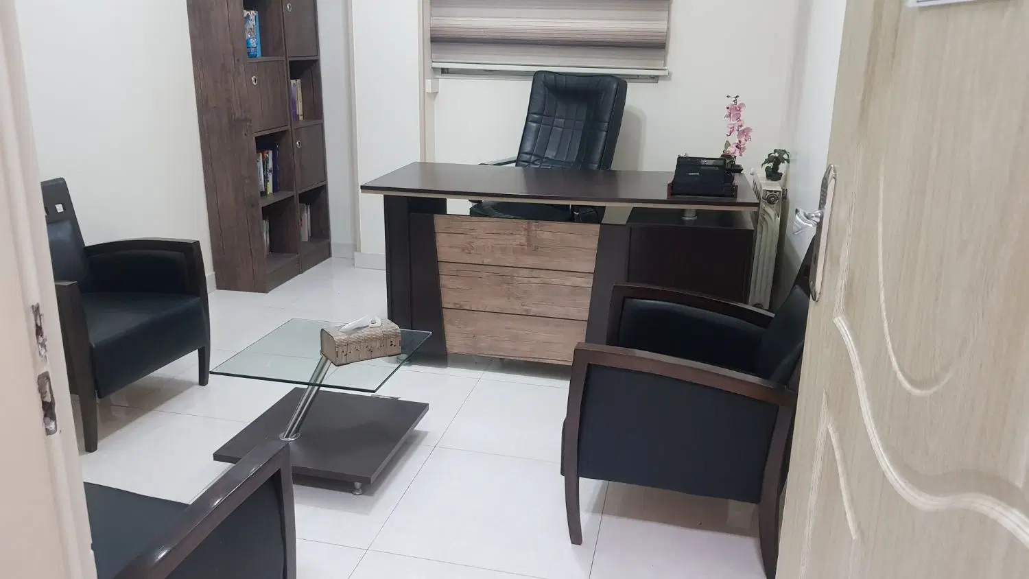 اجاره اتاق ،دفتر کار،کلاس آموزشی