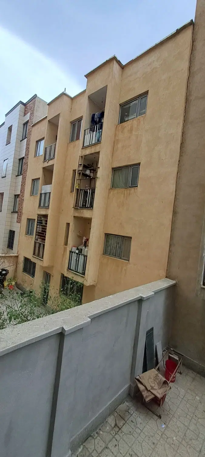 نیازمند هم خانه