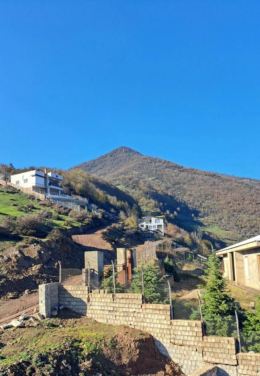 زمین مسکونی ۵۰۰ سنددار مرزن آباد دهکده مرس