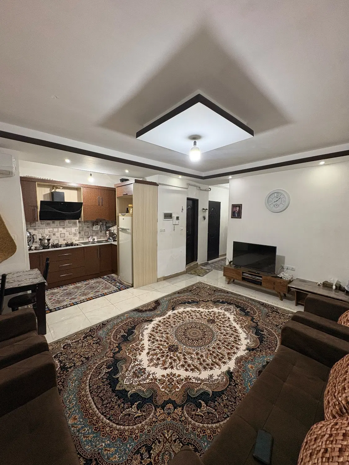 فروش آپارتمان ۹۰متری ۲خوابه در کوچه پژمان