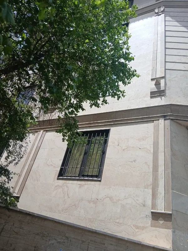 آپارتمان نوساز۱۳۵متری ۳خواب،تک واحدی