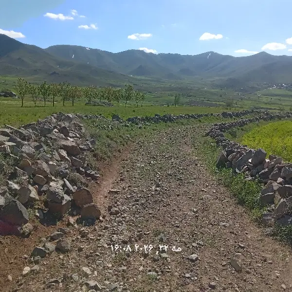 زمین روستای امین اباد حیاط بزرگ