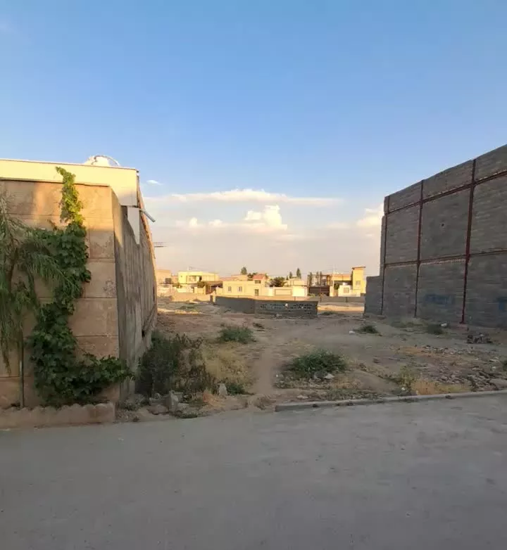 زمین مسکونی