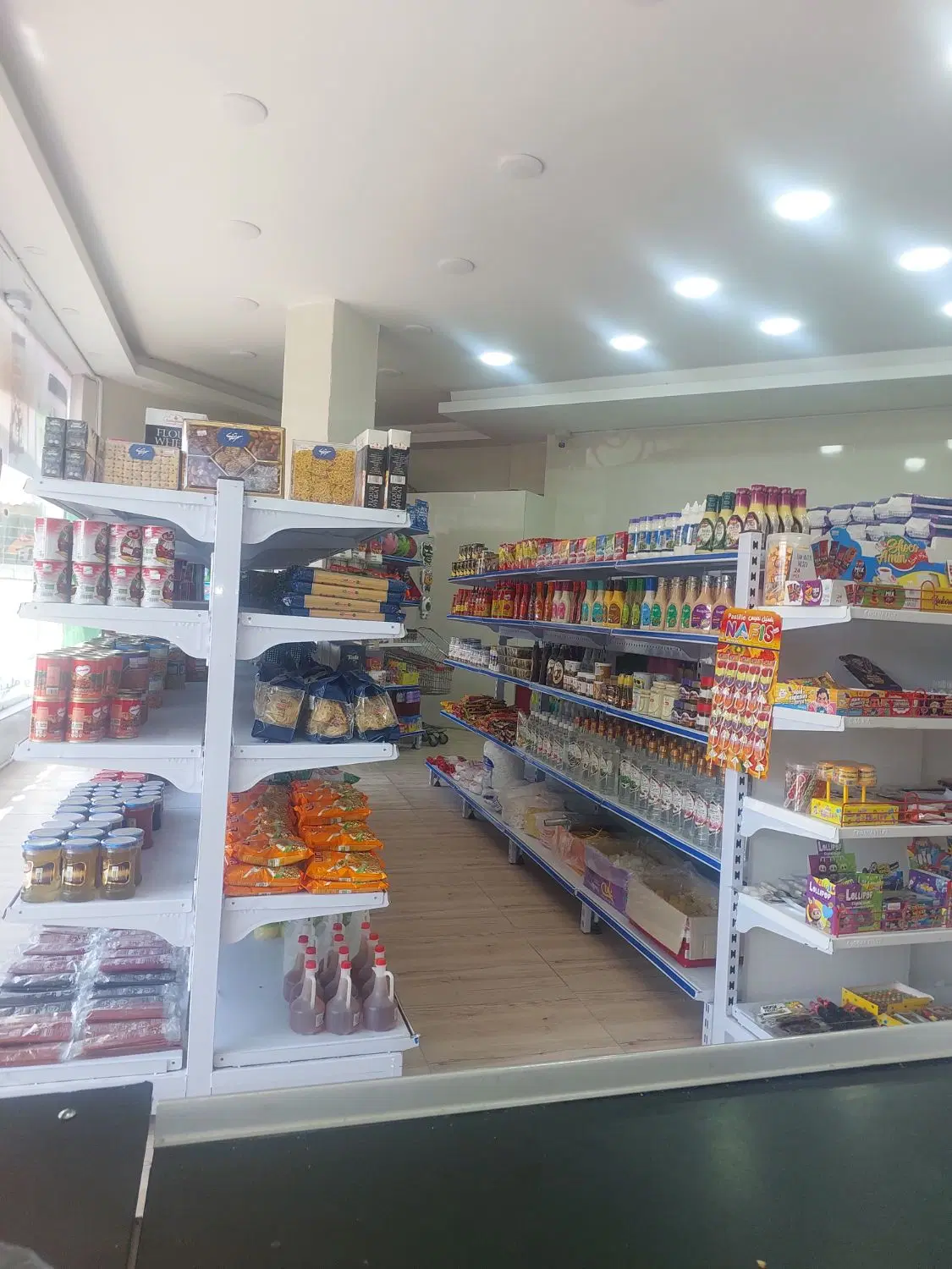 واگذاری فروشگاه موادغذایی