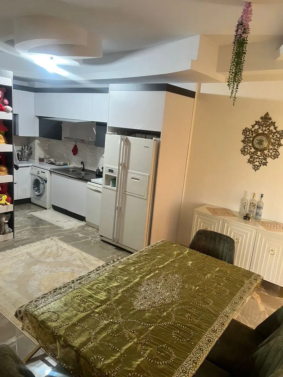 اجاره رهن  واحد۱۵۵متری تک واحدی شهرک صدف