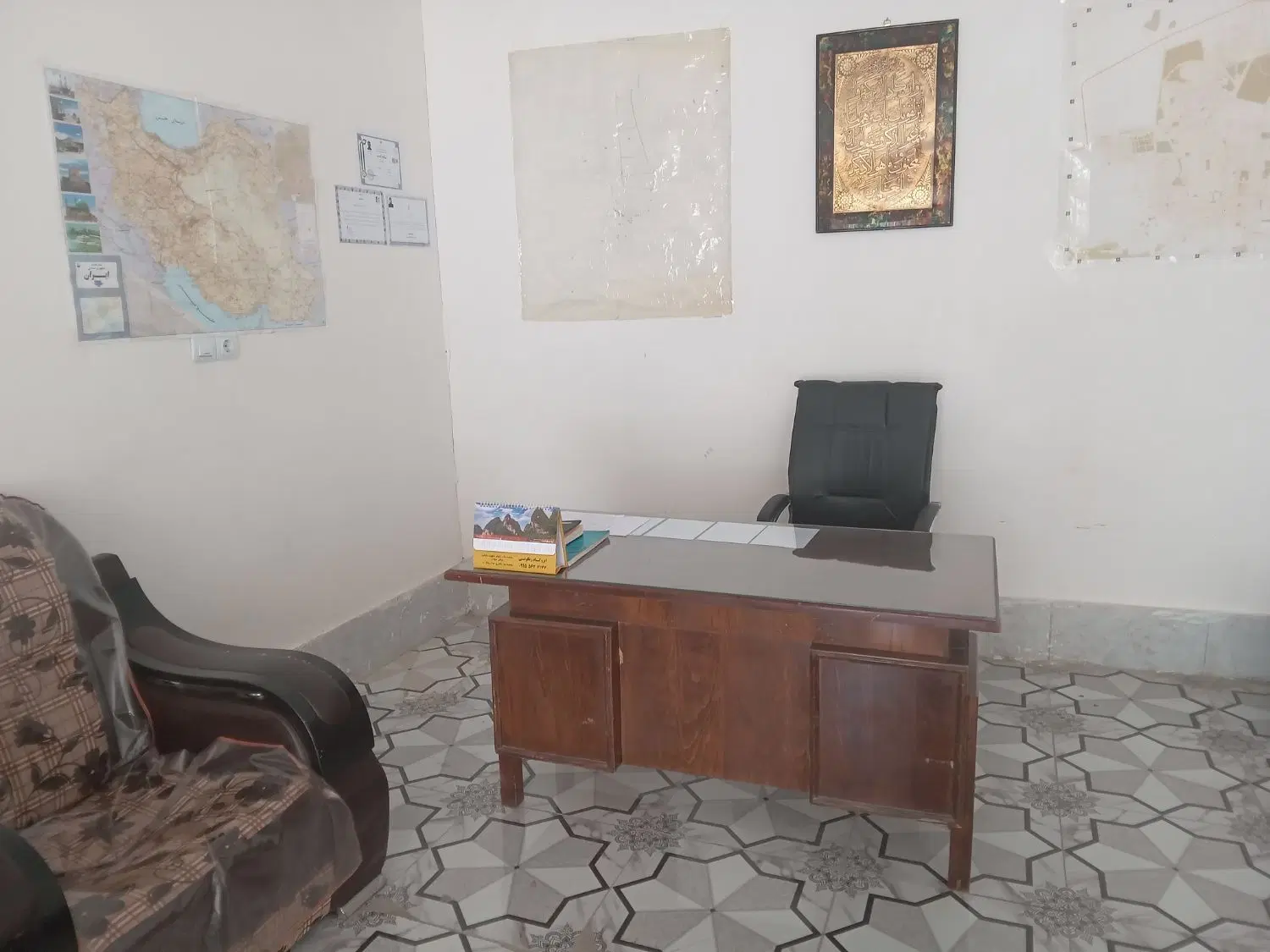 واحد۸۵متری فول مهرشهر۹دی