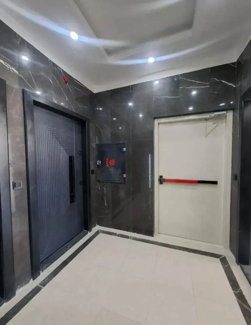 ۸۰متر سنددار _ شیک_ پارکینگ اختصاصی
