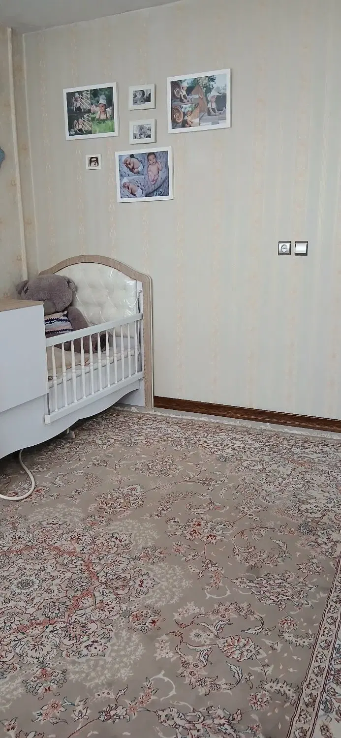 خیابان شهروند منزل دو طبقه دربست ۱۲۵ متر زمین