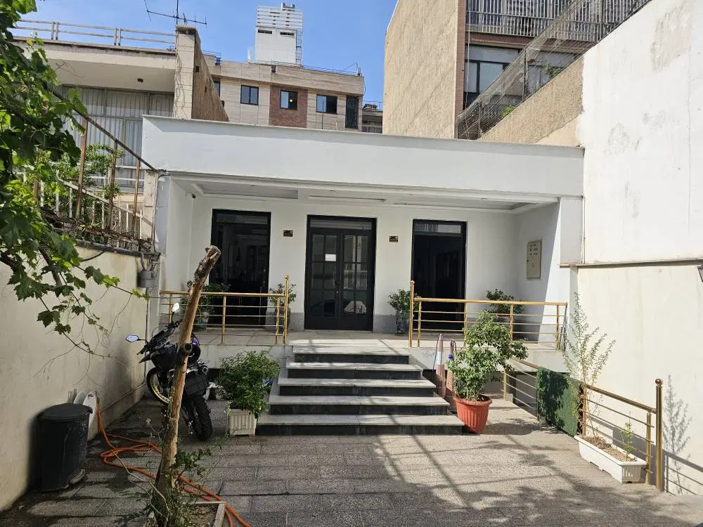 ۱۴۰متردربستی اداری تجاری تاپ لوکبشن نارمک