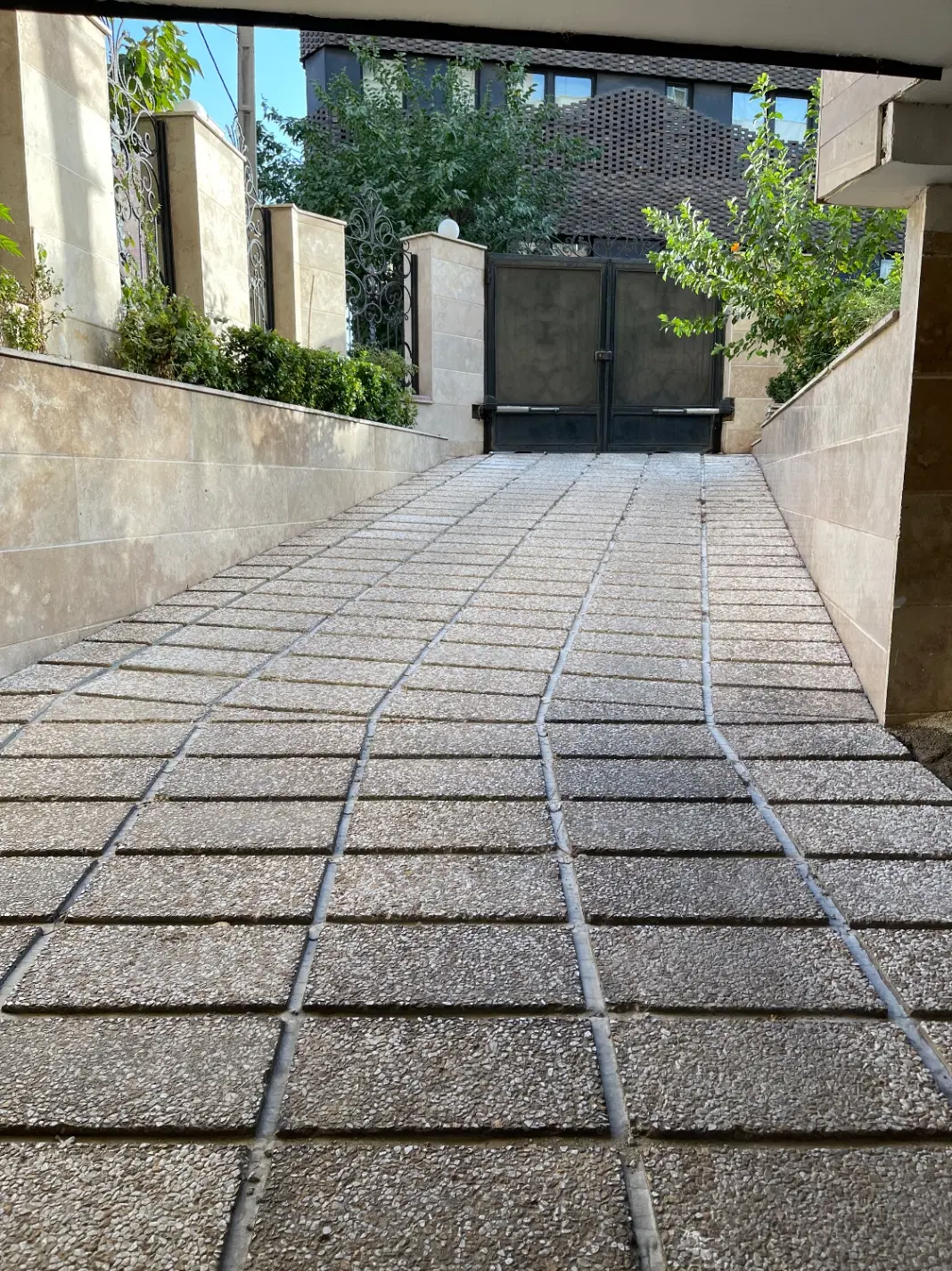 ۱۲۵ متر آپارتمان فروشی