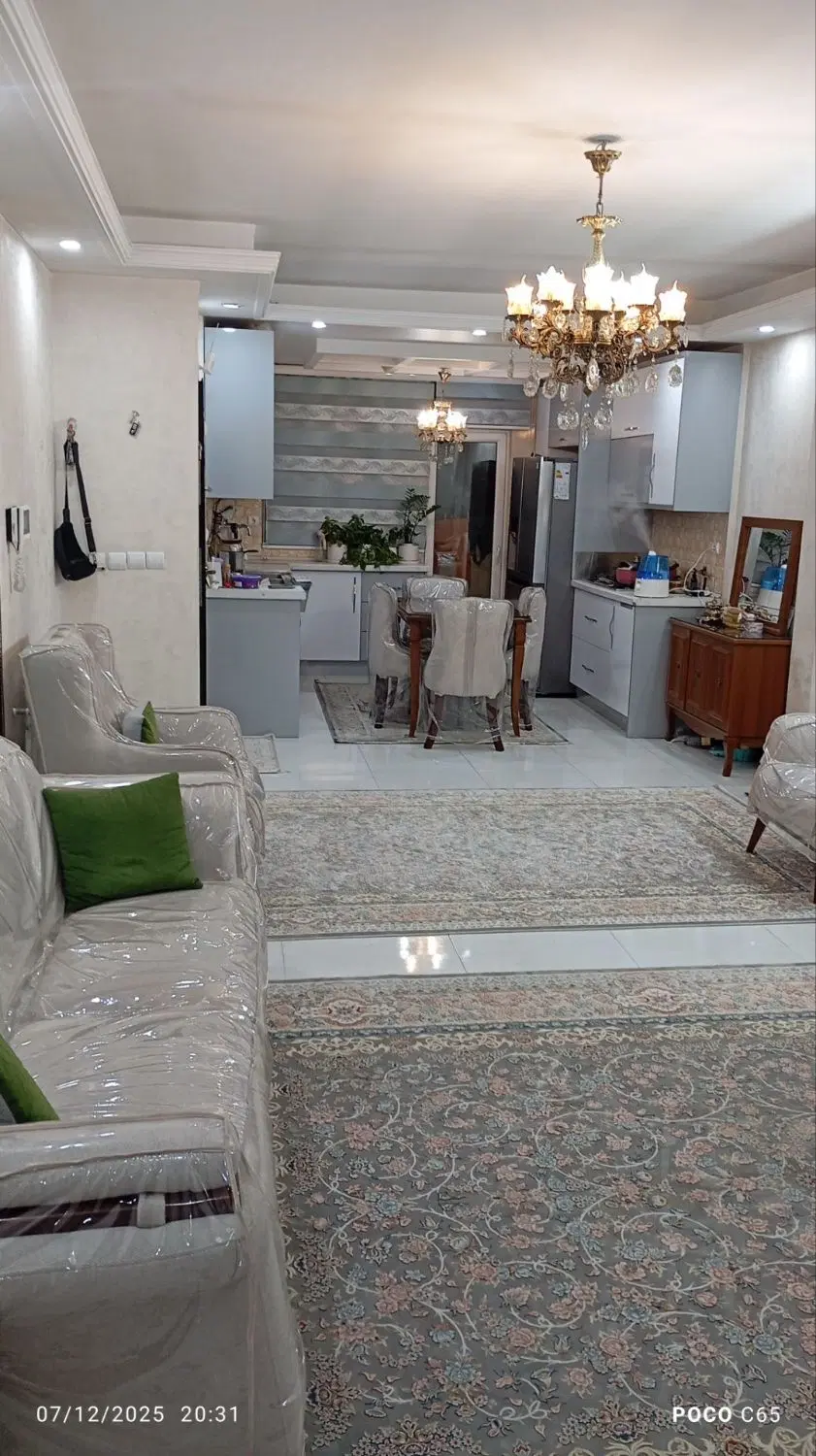 68متر تکواحدی پارکینگ و انباری