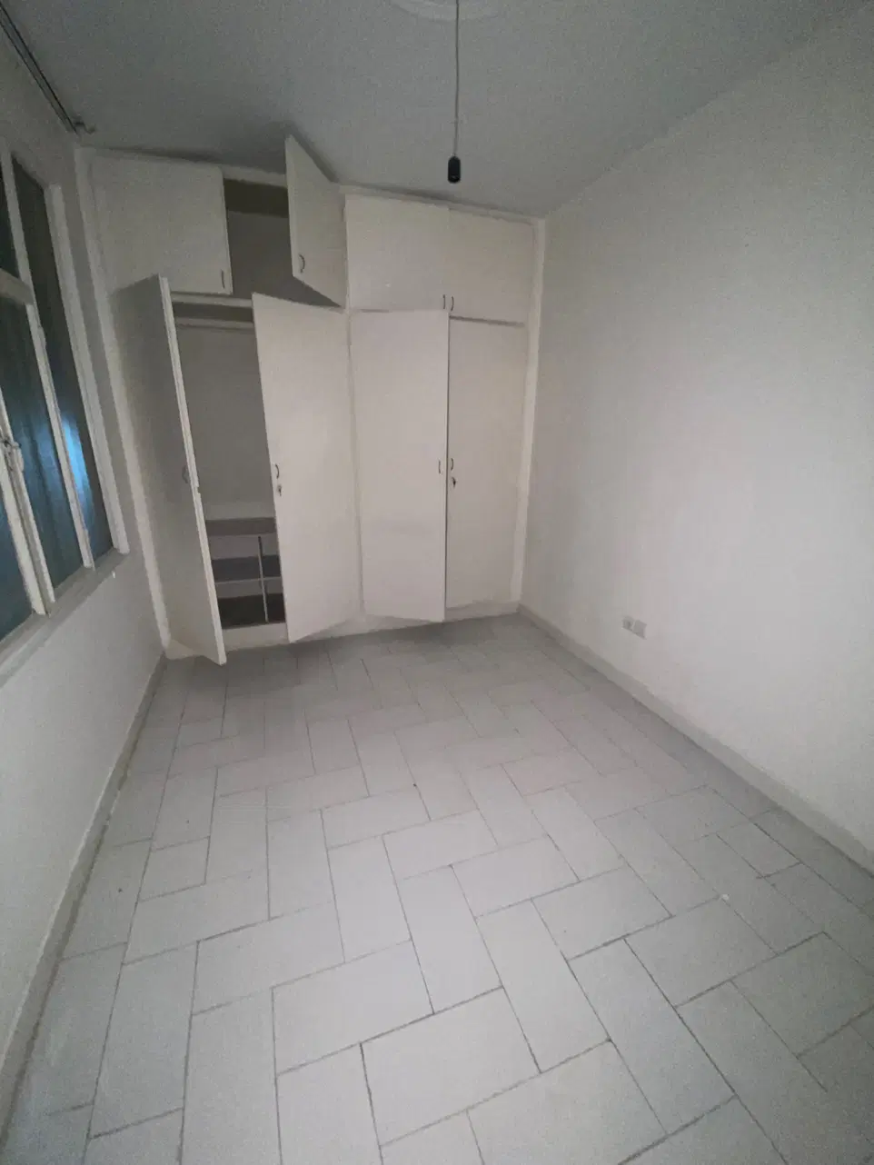 ۷۵متر تکواحدی غربی ها رهن و اجاره