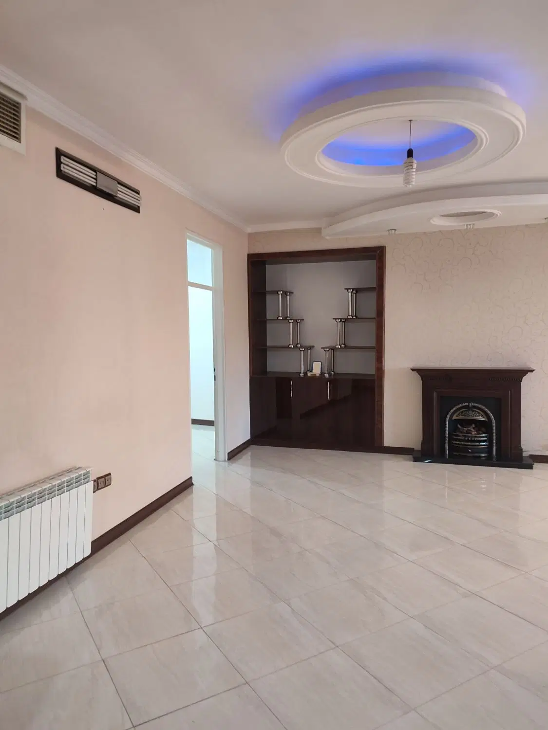 منزل دو طبقه موقعیت مناسب شنارژی
