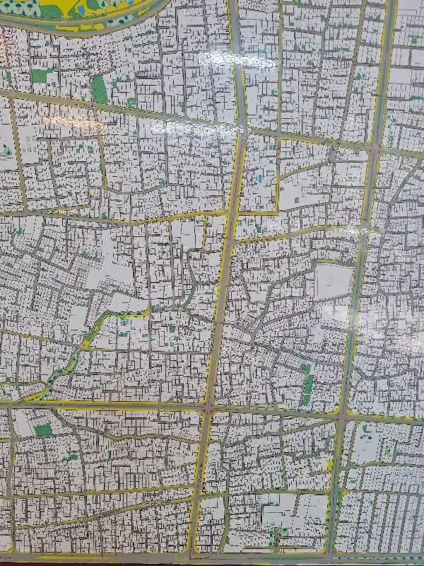 مغازه ۱۸۰ متری چهار راه حکیم نظامی