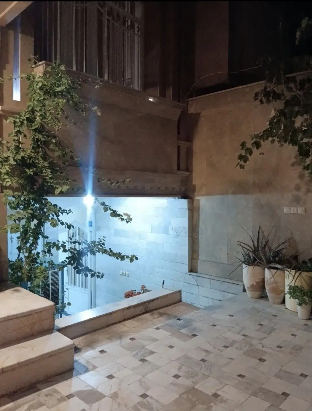اجاره یک واحد مسکونی ویلایی