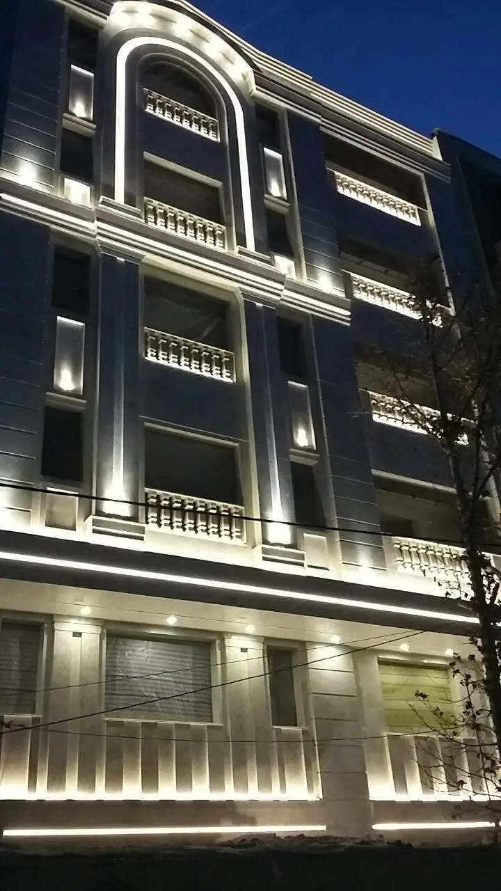 سرمایه گذار در ساخت ساختمان