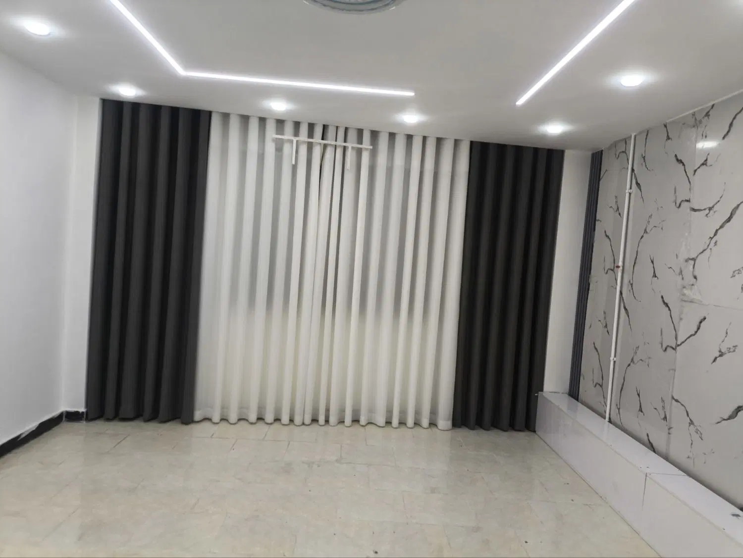 اپارتمان ۹۰ متری باشکاه مرکزی