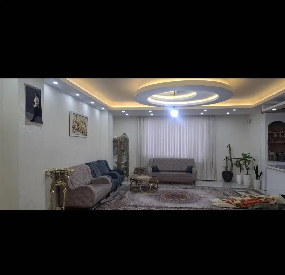 خونه اپارتمانی بزرگ