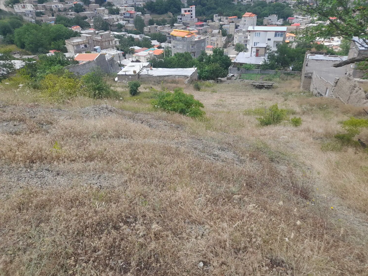 زمین ویلایی در خود شهر کلیبر