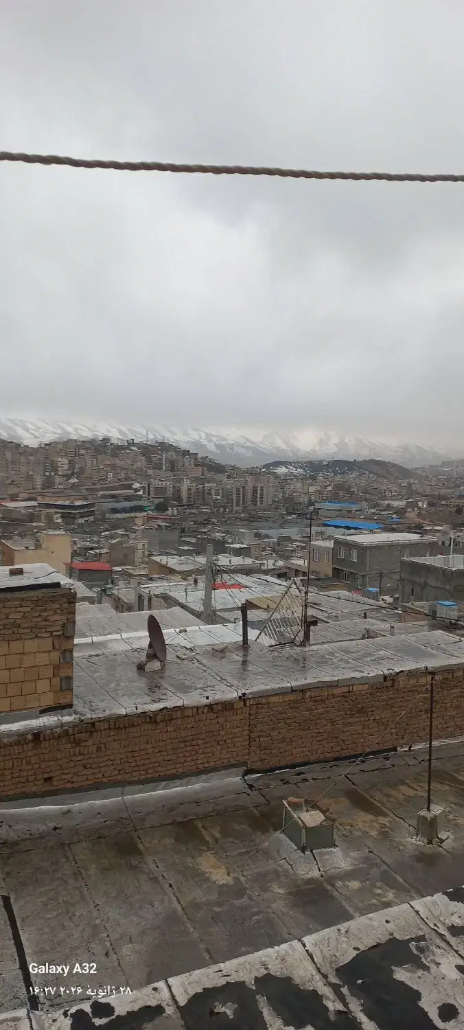 ملکی ۱۲۵ متری آهن رو کوچه ۸ متر کار آموزی