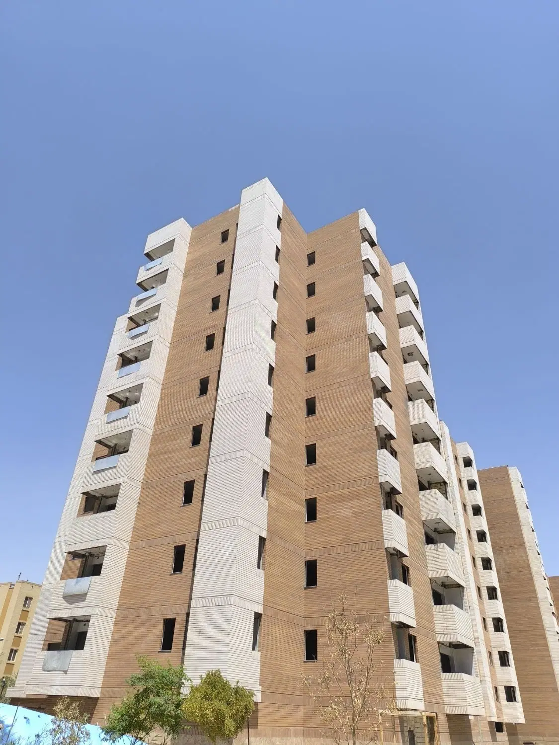 اپارتمان ۱۳۵ متری اندیشه