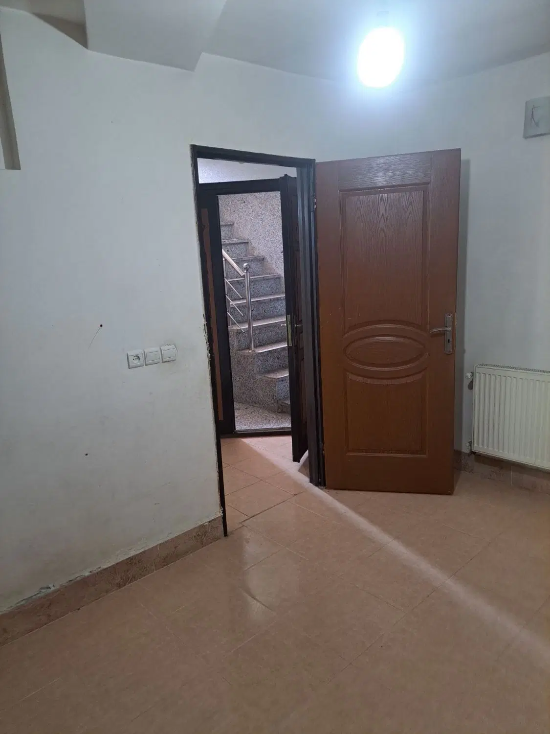 اجاره واحد مسکونی ورودی مجزا