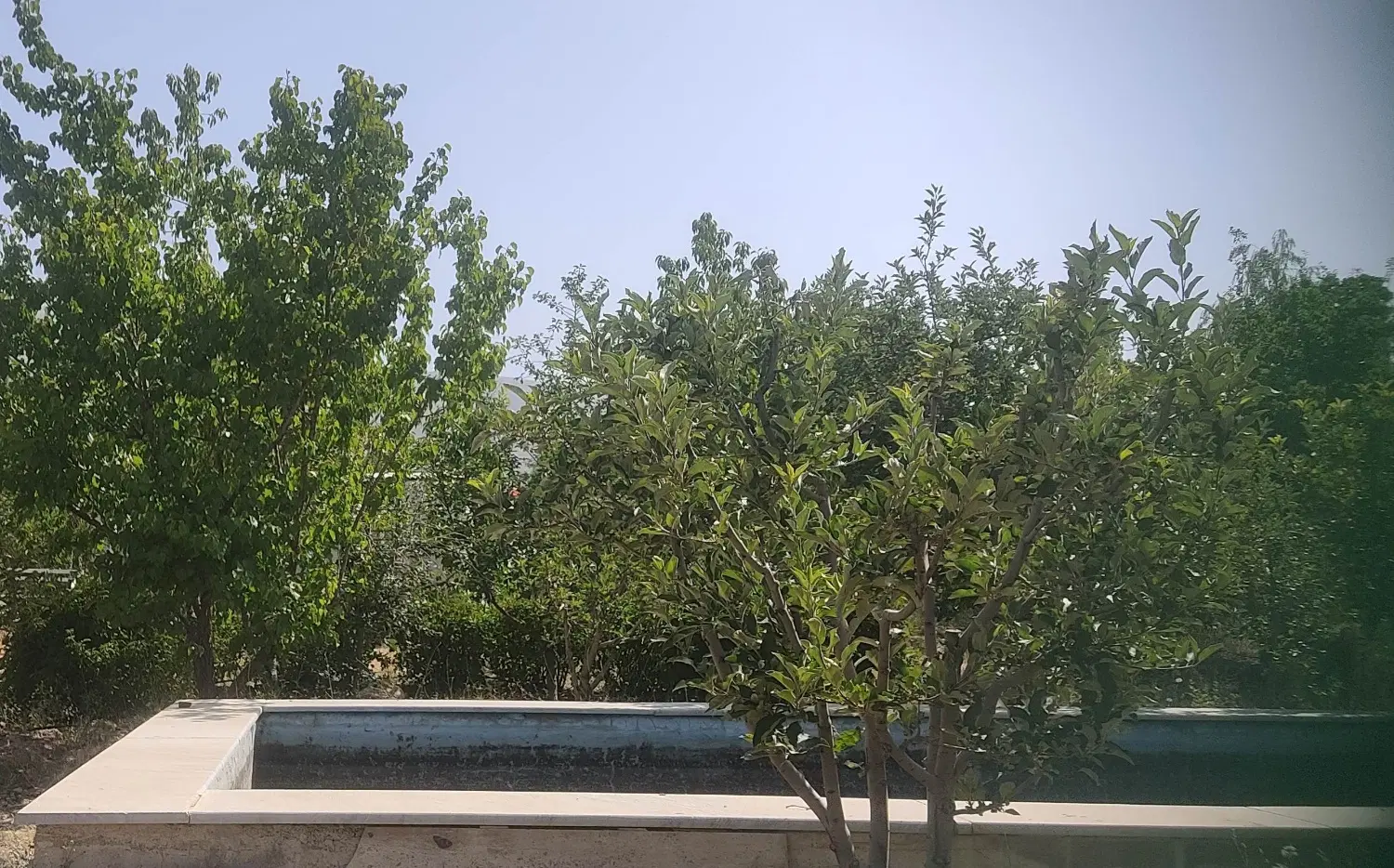 باغ آبسرد دماوند استخر اتاق فیلتراسیون سند برق آب