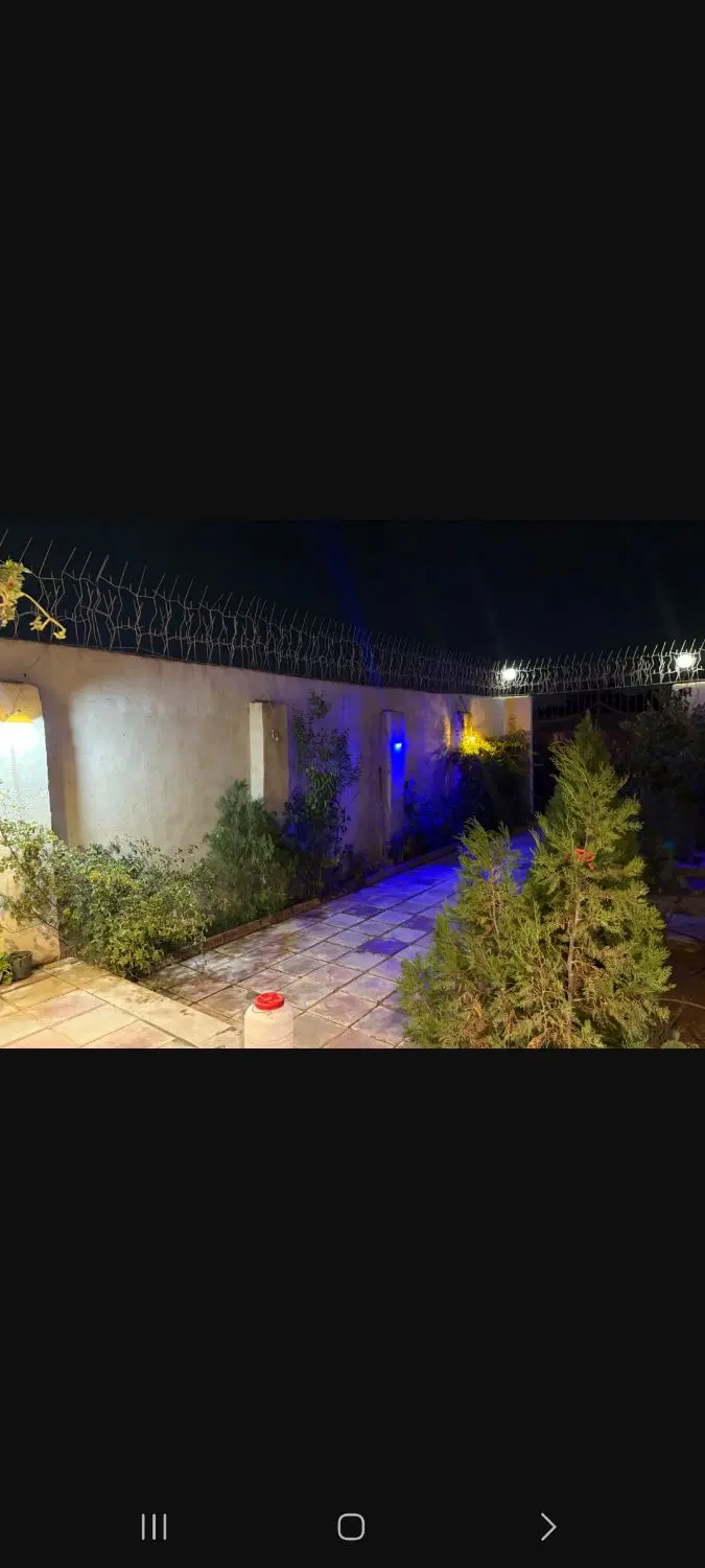 باغچه ویلا دار